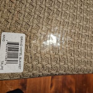 Grand Hotel KING Taupe blanket